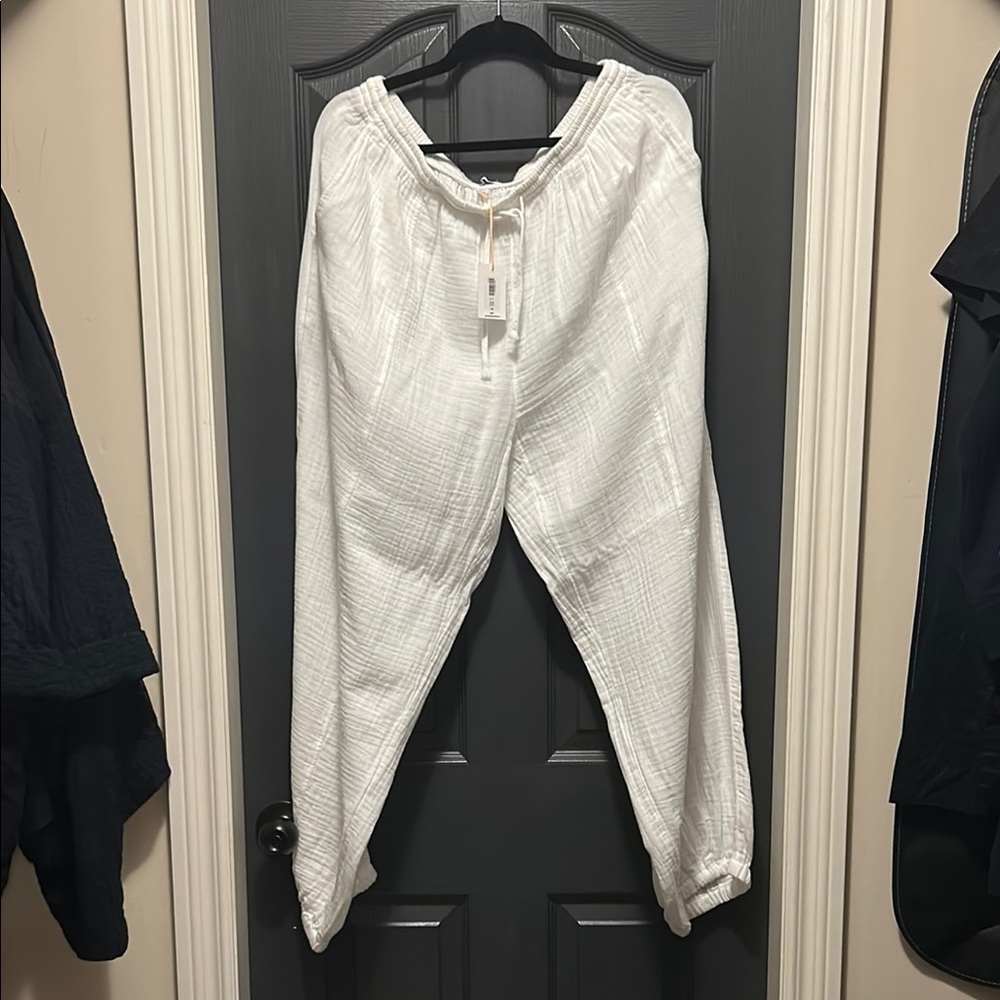 Aritzia White Drawstring Cotton Joggers